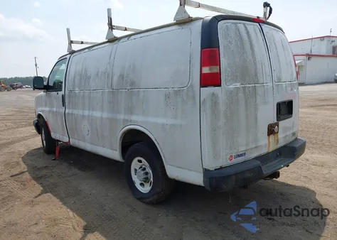 2007 Chevrolet Express Work Van z USA, uszkodzony, nr VIN 1GCGG25V671114003
